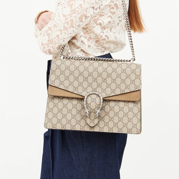 GUCCI｜Beige GG Supreme Dionysus Shoulder Bag - Picture 1 of 13